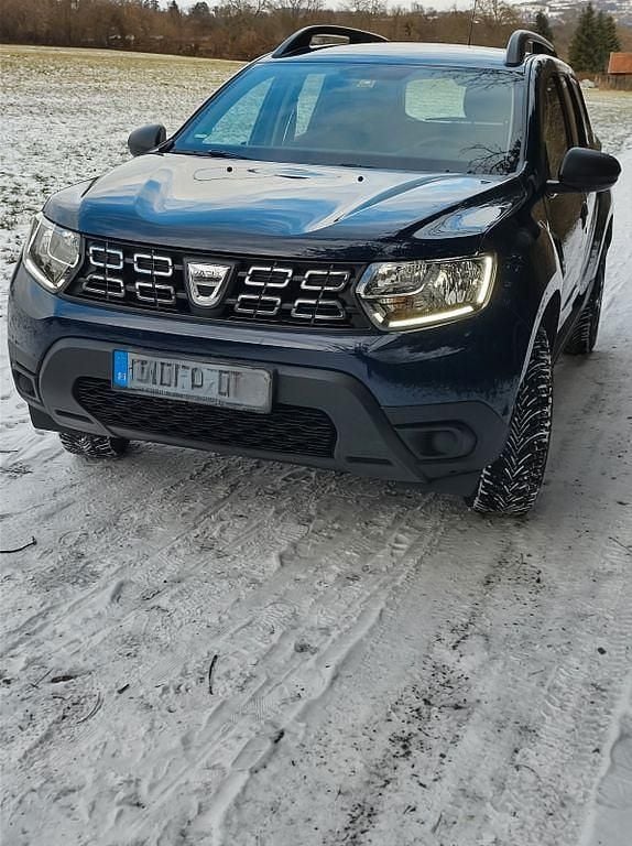 Blau Gebraucht 2020 Dacia Duster Essentiel SUV | 10.400 € (Superpreis) - Bild 1/4
