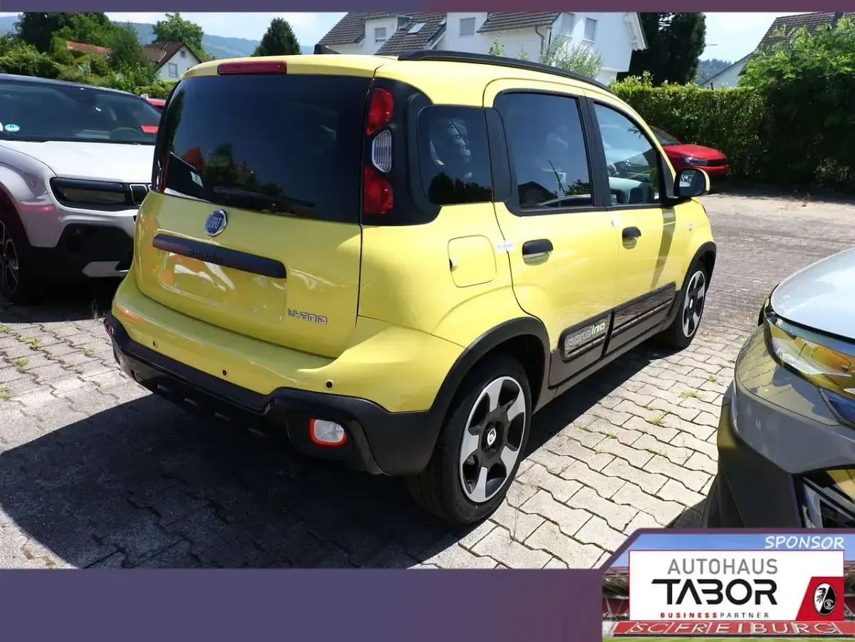 Neu Fiat Panda Cross Cross 65 PS (47 kW) 2026 Positano gelb Kleinwagen