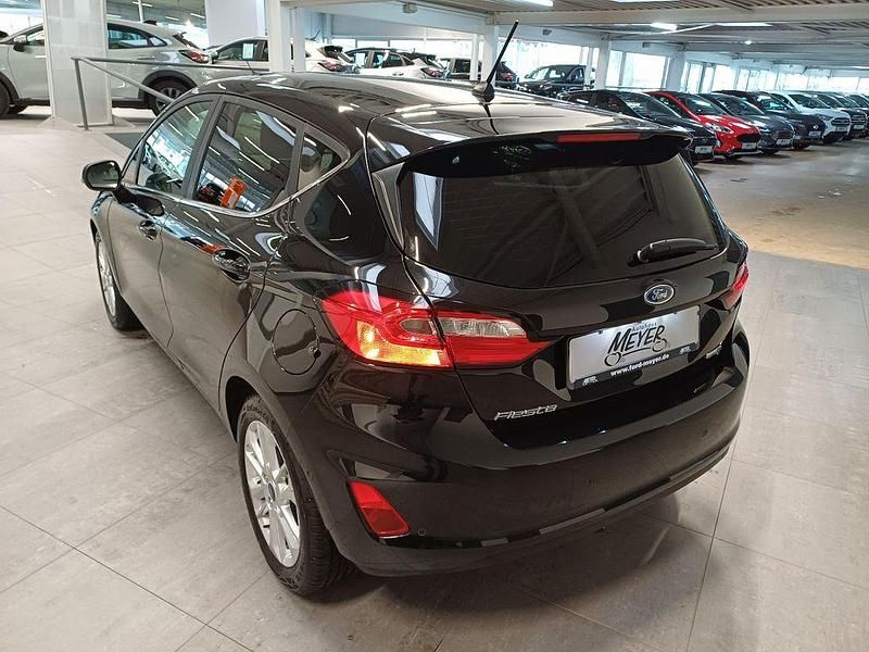 Gebraucht Ford Fiesta Titanium 125 PS (91 kW) 2023 Schwarz Kleinwagen