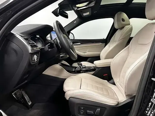 Gebraucht BMW X4 M M Sport 340 PS (250 kW) 2025 Sophistograu brillanteffekt SUV