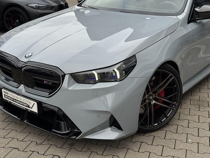 Gebraucht BMW M5 Performance 727 PS (534 kW) 2024 Grau Limousine