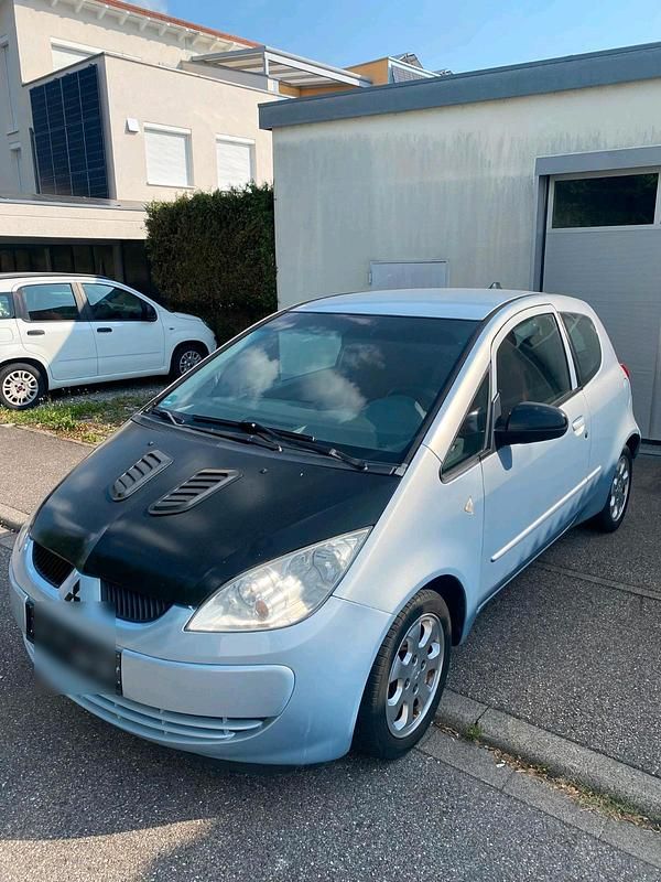 Grau Gebraucht 2005 Mitsubishi Colt Kleinwagen | 1.750 € (Guter Preis) - Bild 1/4