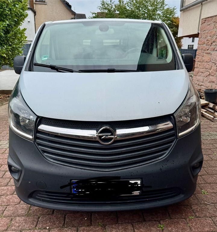 Weiß Gebraucht 2016 Opel Vivaro Van | 9.500 € (Superpreis) - Bild 1/4