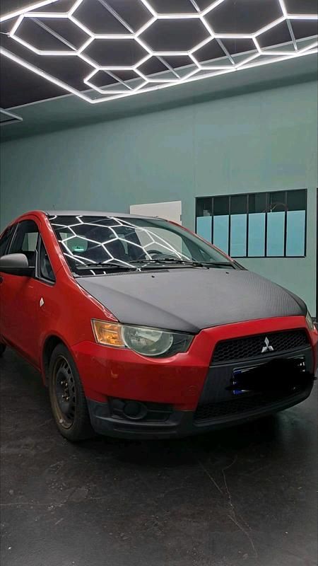 Rot Gebraucht 2009 Mitsubishi Colt Kleinwagen | 2.900 € (Fairer Preis) - Bild 1/4