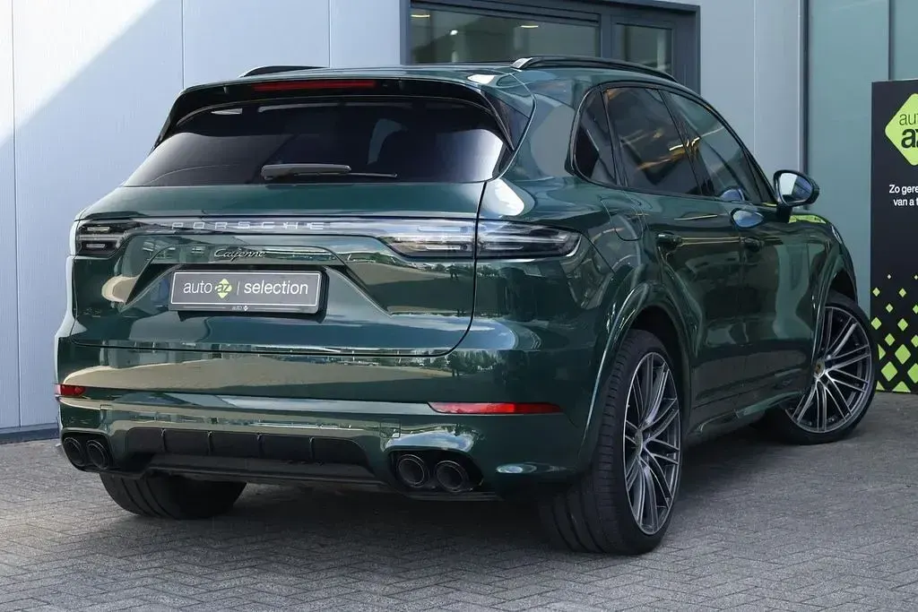 Gebraucht Porsche Cayenne Platinum Edition 462 PS (339 kW) 2023 Grün SUV