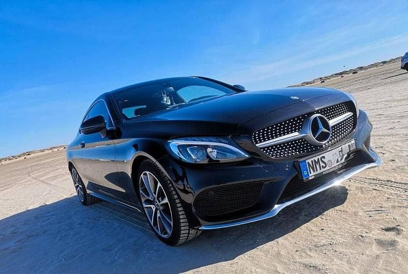Schwarz Gebraucht 2016 Mercedes C180 AMG Coupé | 19.400 € (Fairer Preis) - Bild 1/4