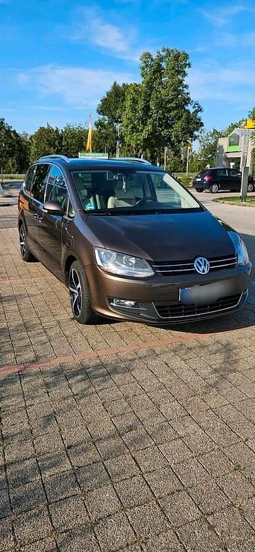Grau Gebraucht 2010 VW Sharan Van / Kleinbus | 8.000 € (Superpreis) - Bild 1/4