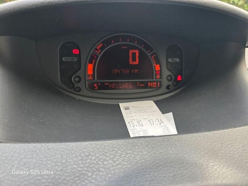 Gebraucht Renault Modus Dynamique 75 PS (55 kW) 2008 Gelb Van / Kleinbus