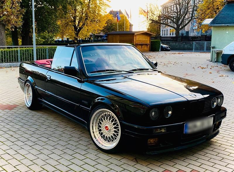 Gebraucht BMW 325 Cabriolet 170 PS (125 kW) 1987 Schwarz Cabrio