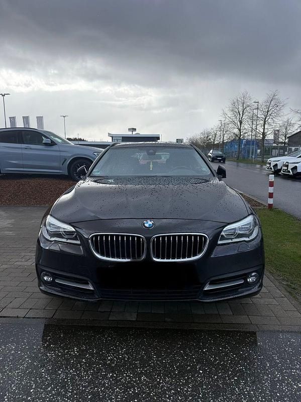 Gebraucht BMW 530 Shadowline 258 PS (189 kW) 2015 Braun Kombi