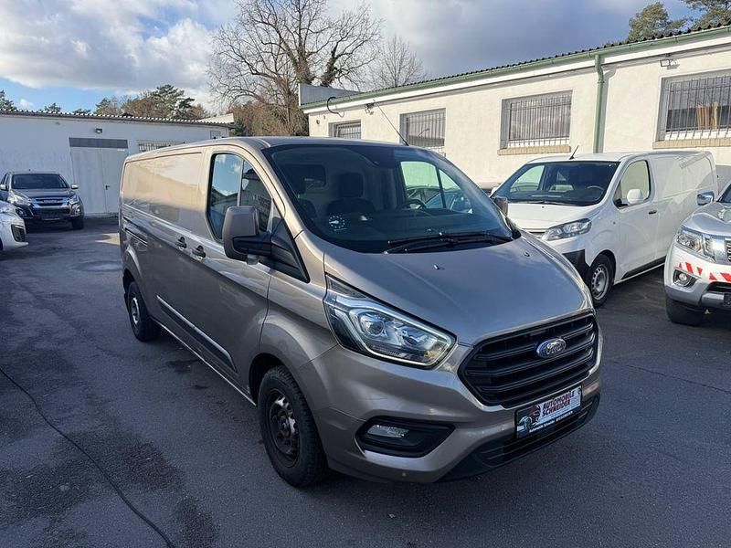 Gebraucht Ford Transit Custom Trend 170 PS (125 kW) 2018 Silber Van / Kleinbus