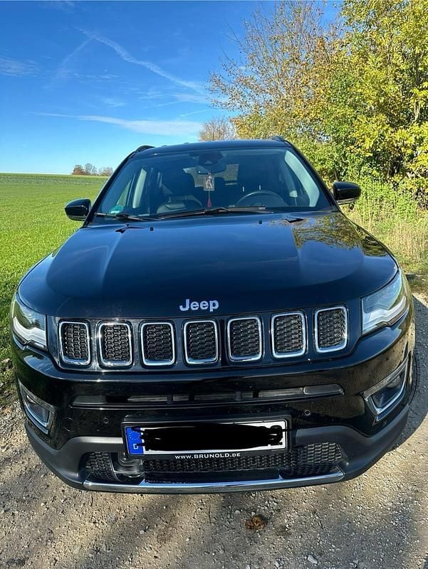 Second-hand Jeep Compass 170 CP (125 kW) 2019 Negru SUV