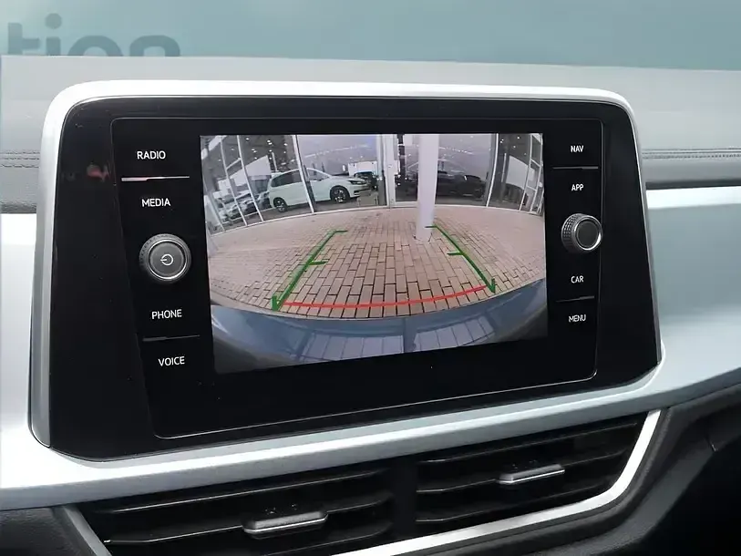 Usata VW T-Roc 150 CV (110 kW) 2025 Blu SUV