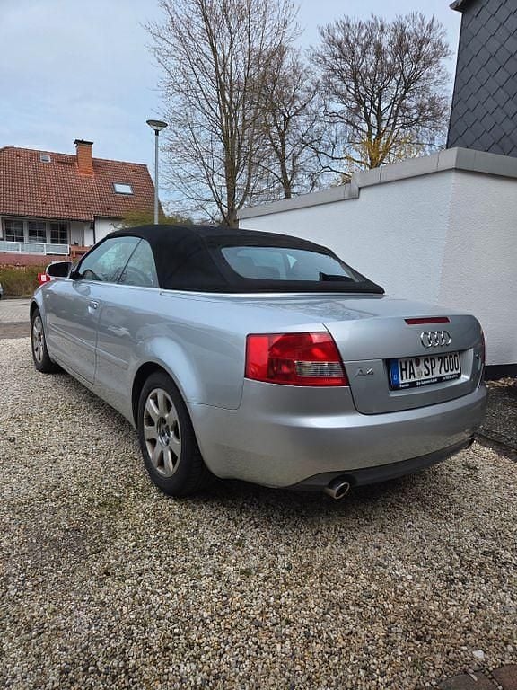 Gebraucht Audi A4 Cabriolet Basis 163 PS (119 kW) 2003 Silber Cabrio