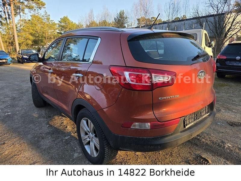 Gebraucht Kia Sportage Vision 163 PS (119 kW) 2012 Orange SUV