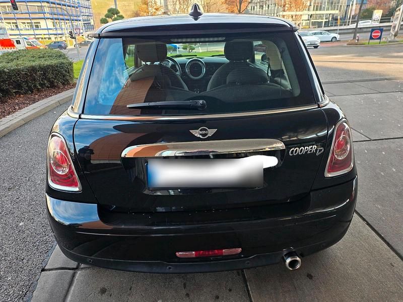 Usata Mini Cooper 110 CV (80 kW) 2013 Nero Utilitaria