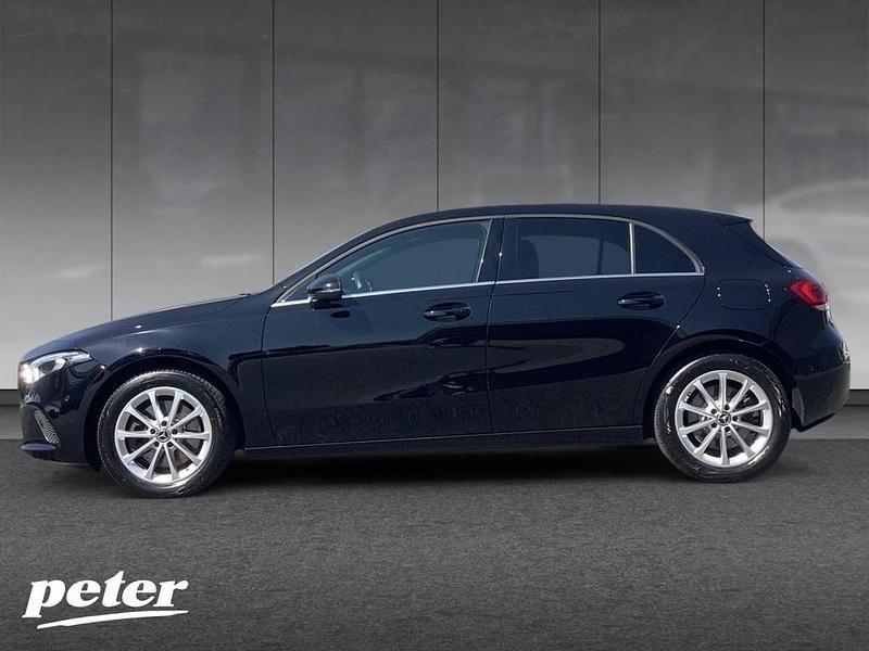Gebraucht Mercedes A250 Style 160 PS (117 kW) 2021 Schwarz Limousine