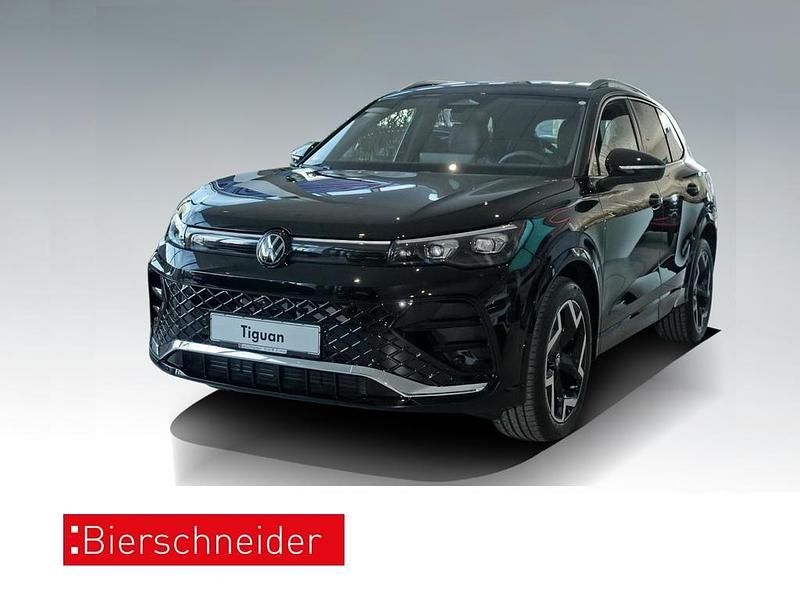 Grenadillschwarz metallic Neu 2026 VW Tiguan R-line SUV | 62.090 € - Bild 1/4