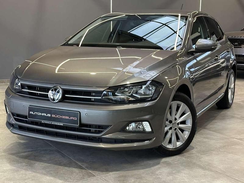 Limestone grey metallic Gebraucht 2019 VW Polo Highline Kleinwagen | 14.990 € (Superpreis) - Bild 1/4
