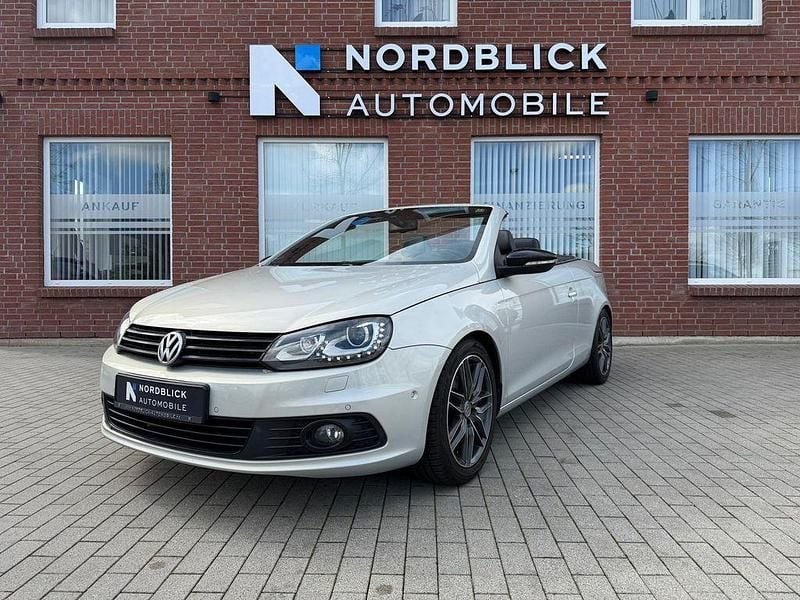 Usata VW Eos 122 CV (89 kW) 2012 Oro Cabrio