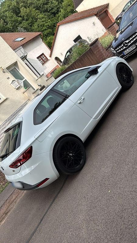 Gebraucht Seat Leon SC FR 179 PS (131 kW) 2015 Weiß Kleinwagen