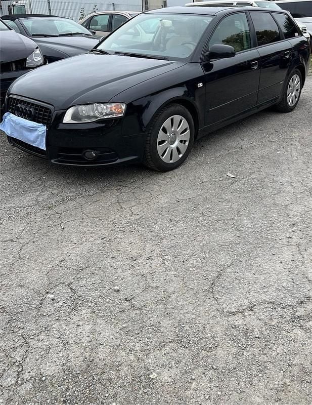 Schwarz Gebraucht 2006 Audi A4 Exclusive Kombi | 5.999 € (Etwas zu teuer) - Bild 1/4