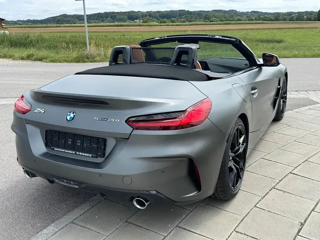 Neu BMW Z4 Performance 197 PS (144 kW) 2026 P0c37 bmw individual frozen gr Cabrio
