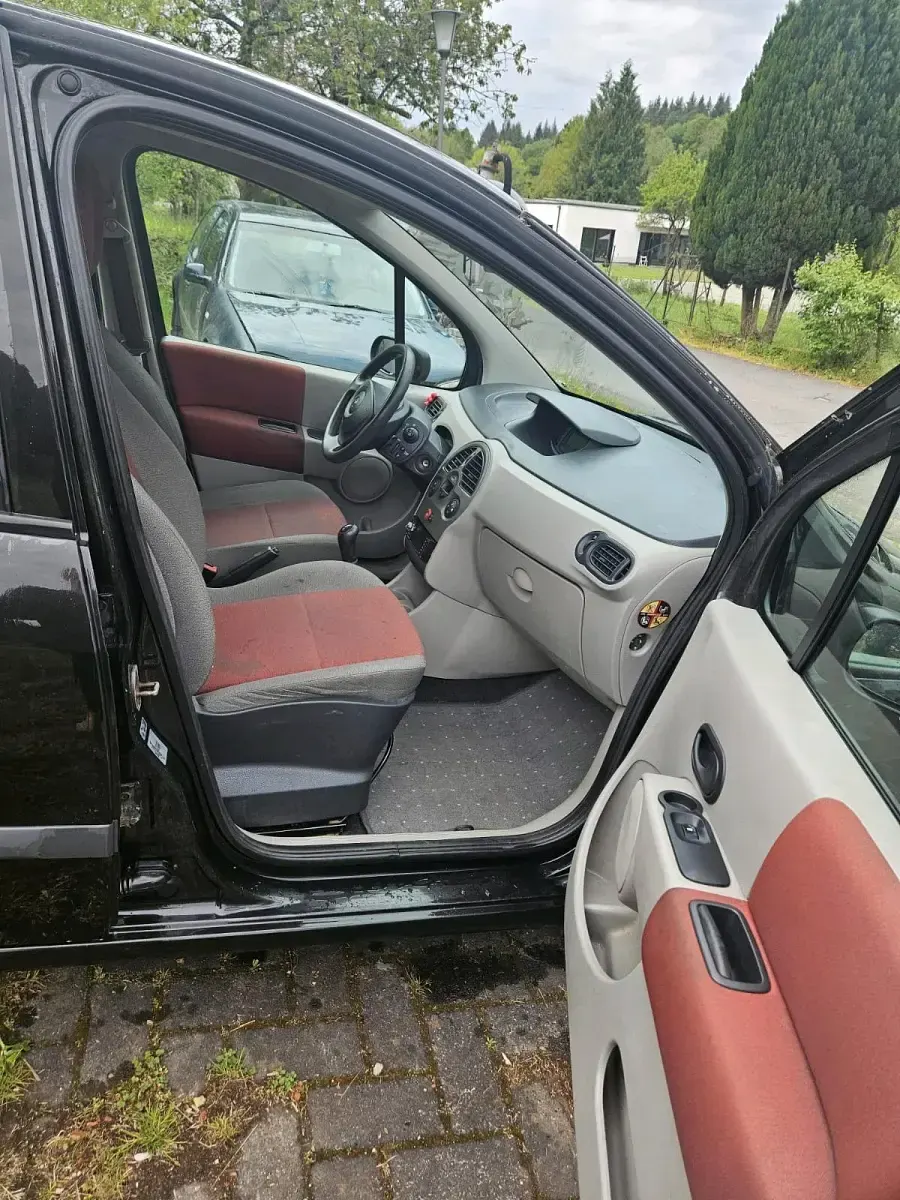 Brugt Renault Modus 75 HK (55 kW) 2005 Sort MPV