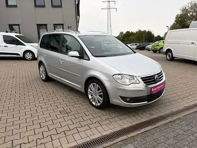 Gebraucht VW Touran Highline 140 PS (102 kW) 2007 Silber Van / Kleinbus