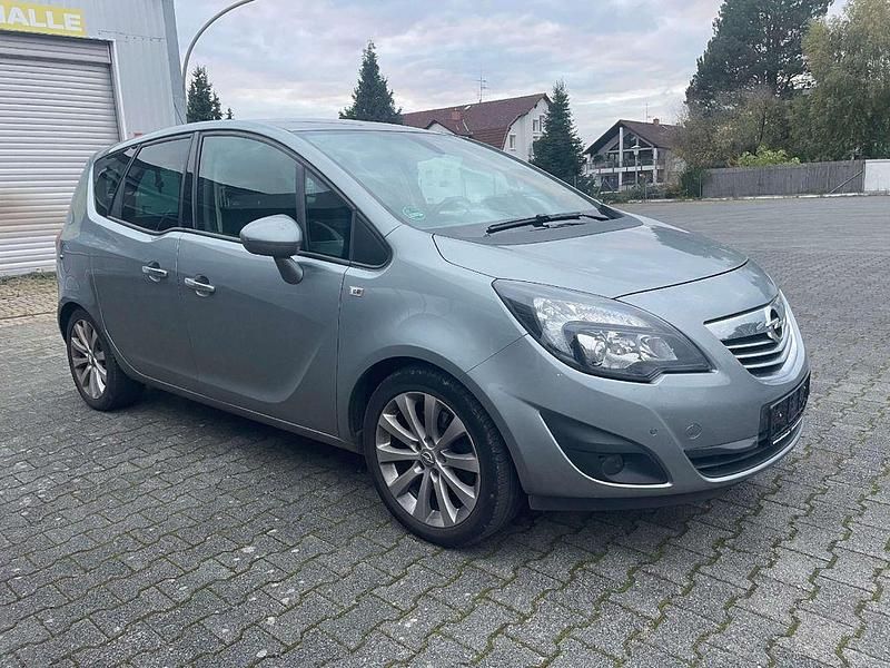 Grau Gebraucht 2011 Opel Meriva Innovation Van / Kleinbus | 3.890 € (Superpreis) - Bild 1/4