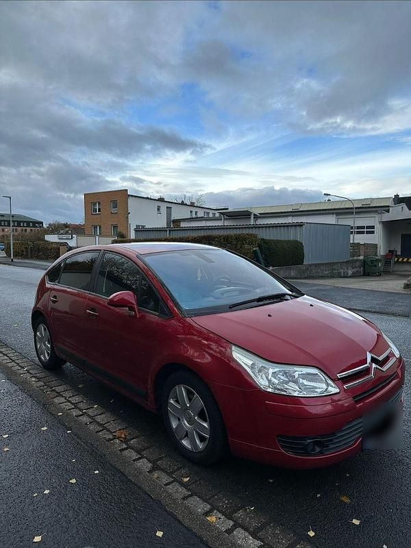Second-hand Citroën C4 109 CP (80 kW) 2005 Roșu Berlinǎ