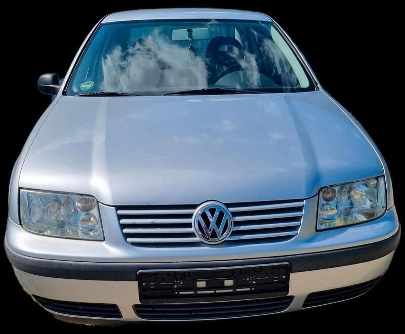 Silber Gebraucht 2001 VW Bora Limousine | 1.350 € (Guter Preis) - Bild 1/4