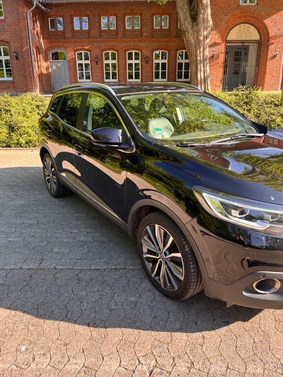 Schwarz Gebraucht 2015 Renault Kadjar Bose Edition SUV | 11.999 € (Fairer Preis) - Bild 1/4