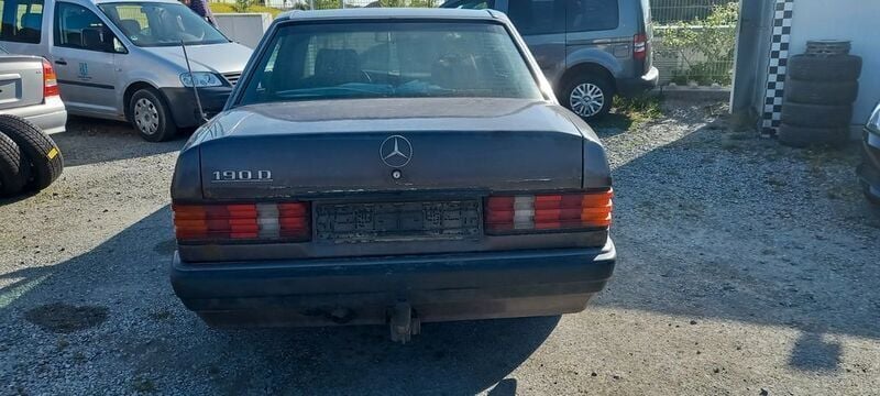 Gebraucht Mercedes 190 75 PS (55 kW) 1992 Grau Limousine