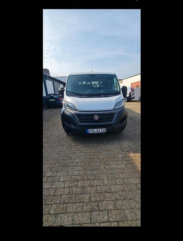 Weiß Gebraucht 2021 Fiat Ducato Van | 19.000 € - Bild 1/4