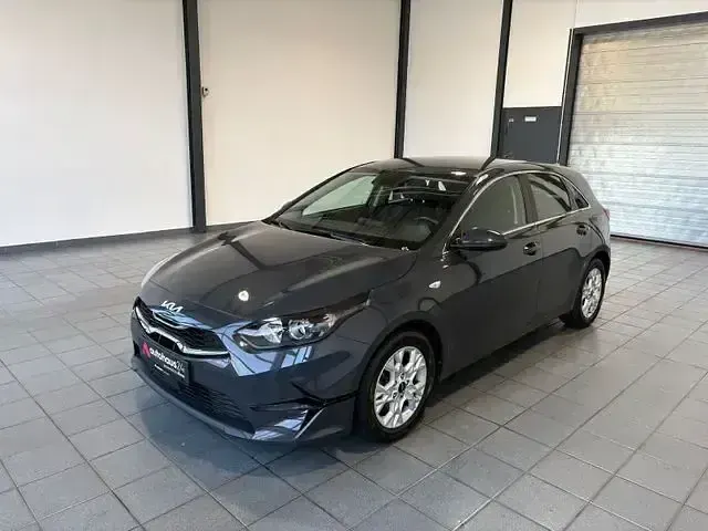Gebraucht Kia Ceed 160 PS (117 kW) 2022 Grau Kleinwagen