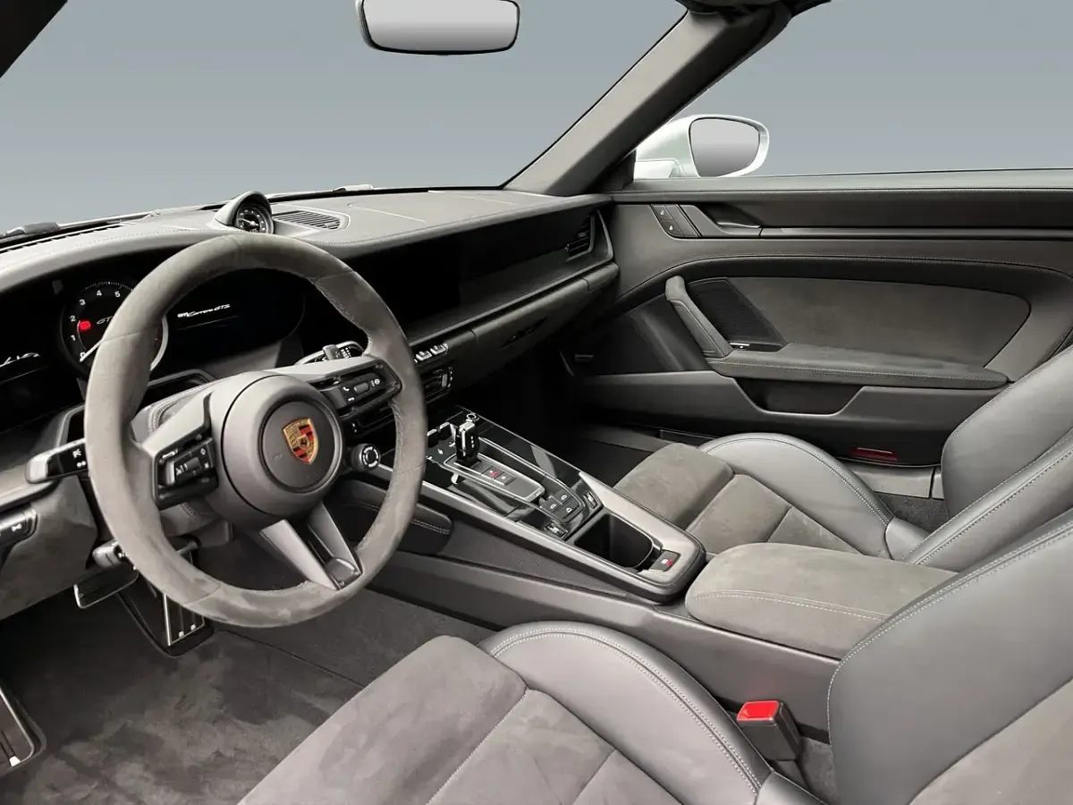 Gebraucht Porsche 992 480 PS (353 kW) 2024 Gtsilbermetallic (metallic)