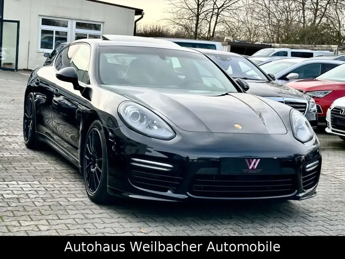 Gebraucht Porsche Panamera GTS Chrono 441 PS (324 kW) 2016 Tiefschwarzmetallic Kleinwagen
