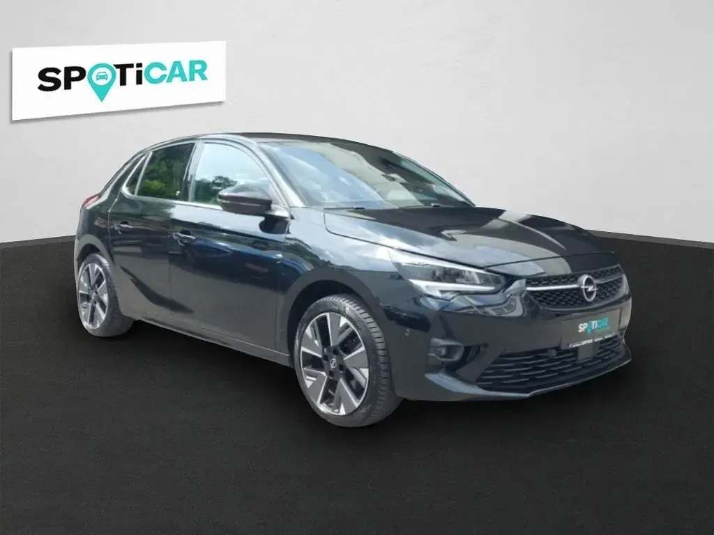 Gebraucht Opel Corsa-e Ultimate 100 kW (136 PS) 2022 Diamant schwarz/karbon schwarz Kleinwagen