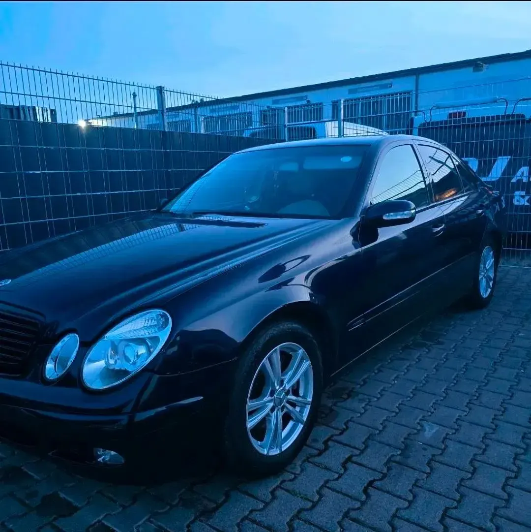 Gebraucht Mercedes 200 122 PS (89 kW) 2004 Blau Limousine