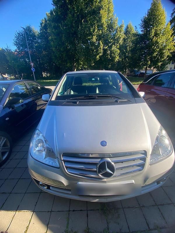 Grau Gebraucht 2008 Mercedes A170 Kleinwagen | 1.900 € (Superpreis) - Bild 1/4