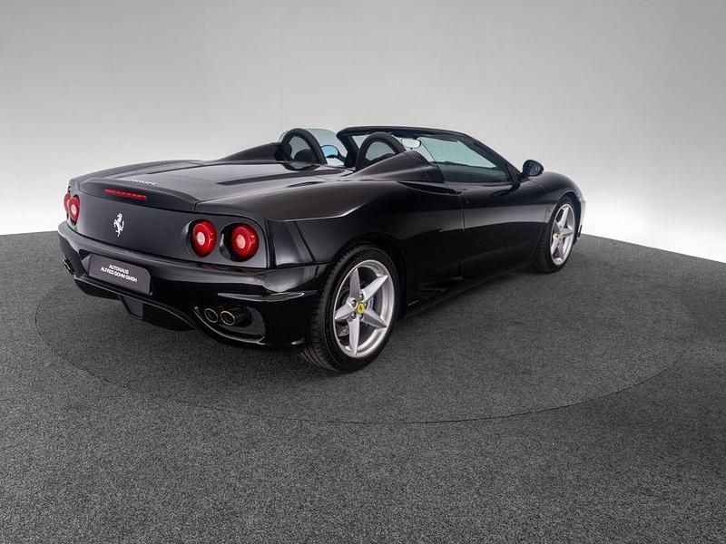 Gebraucht Ferrari 360 400 PS (294 kW) 2001 Nero 8500 Cabrio