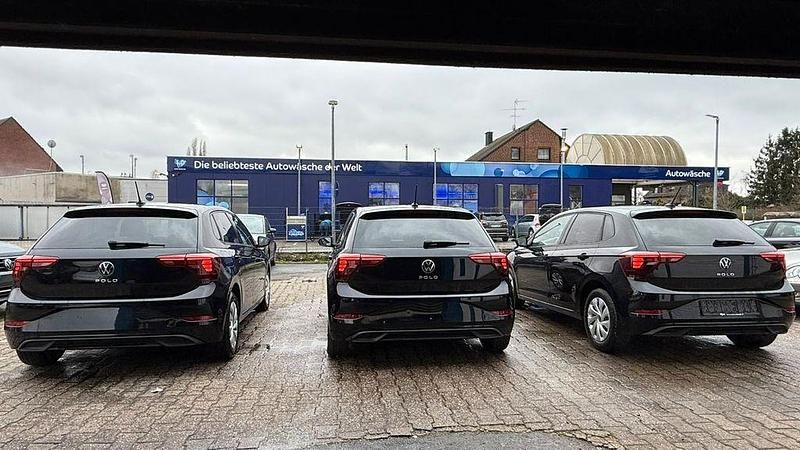 Gebraucht VW Polo Life 95 PS (69 kW) 2023 Schwarz Kleinwagen