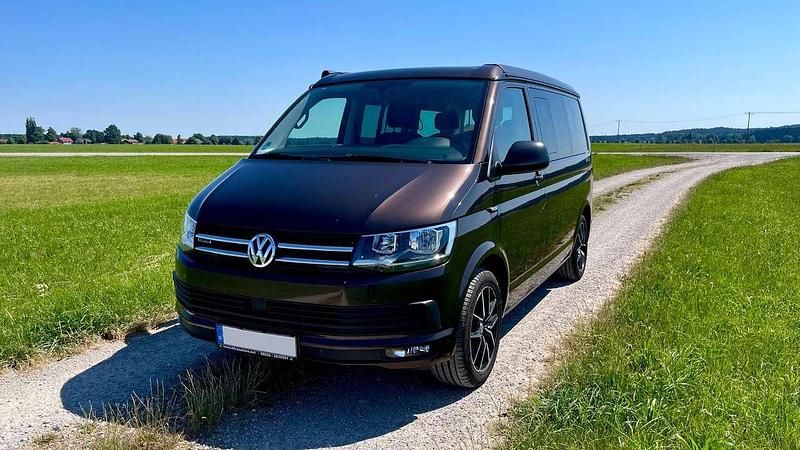 Braun Gebraucht 2017 VW T6 Beach Van | 41.499 € - Bild 1/4