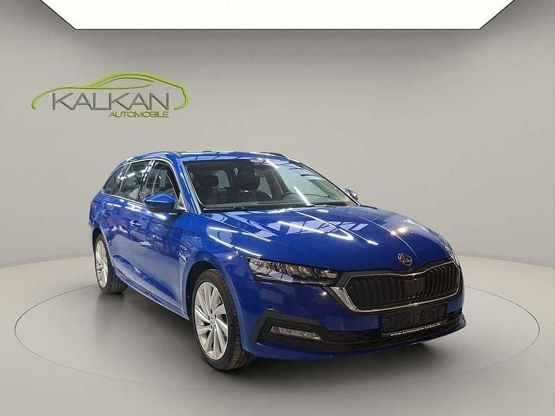 Gebraucht Skoda Octavia Ambition 204 PS (150 kW) 2022 Modra energy/energy blue Kombi
