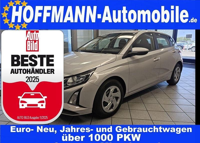 Grau Neu 2025 Hyundai i20 Limousine | 17.150 € (Guter Preis) - Bild 1/4