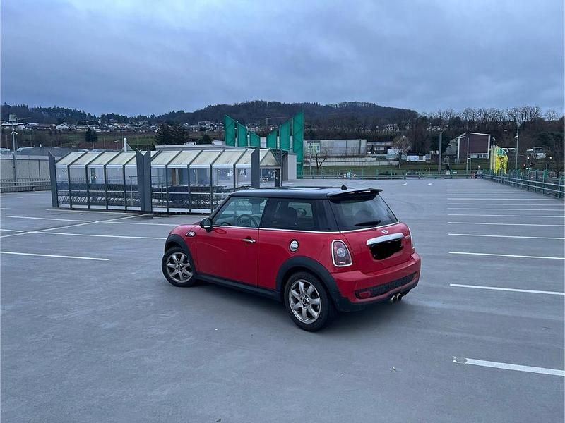 Gebraucht Mini Cooper S Chili 174 PS (127 kW) 2009 Rot Kleinwagen