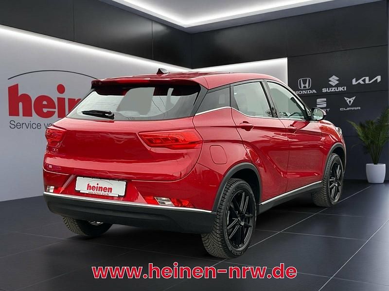 Gebraucht DFSK Fengon 106 PS (77 kW) 2025 Rot Limousine