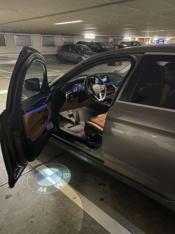 Gebraucht BMW 540 340 PS (250 kW) 2017 Limousine