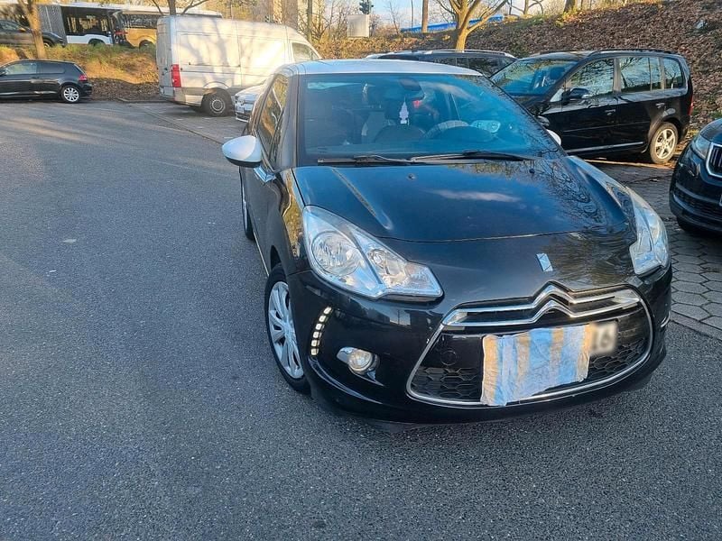 Gebraucht Citroën DS3 120 PS (88 kW) 2011 Schwarz Kleinwagen